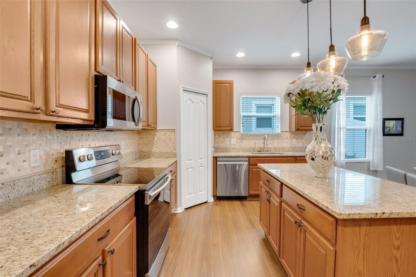 1125 DEMOCRACY DR, HAINES CITY, FL, 33844