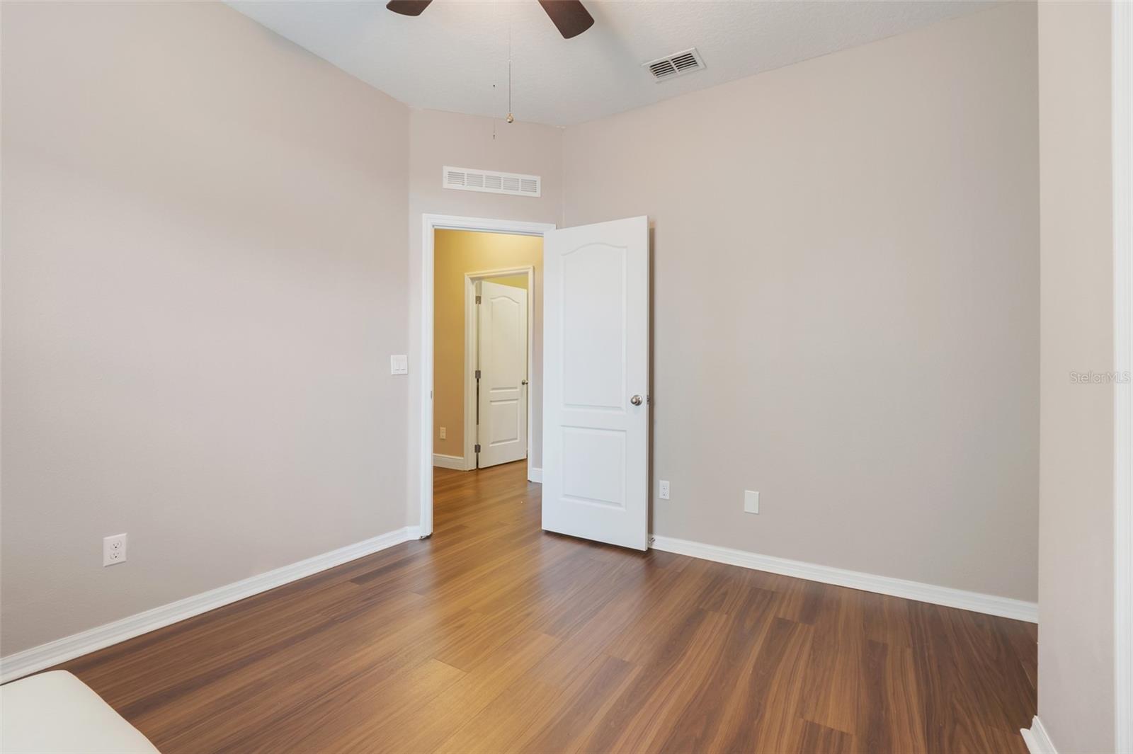 1125 DEMOCRACY DR, HAINES CITY, FL, 33844