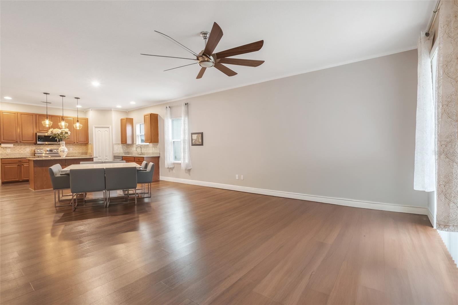 1125 DEMOCRACY DR, HAINES CITY, FL, 33844