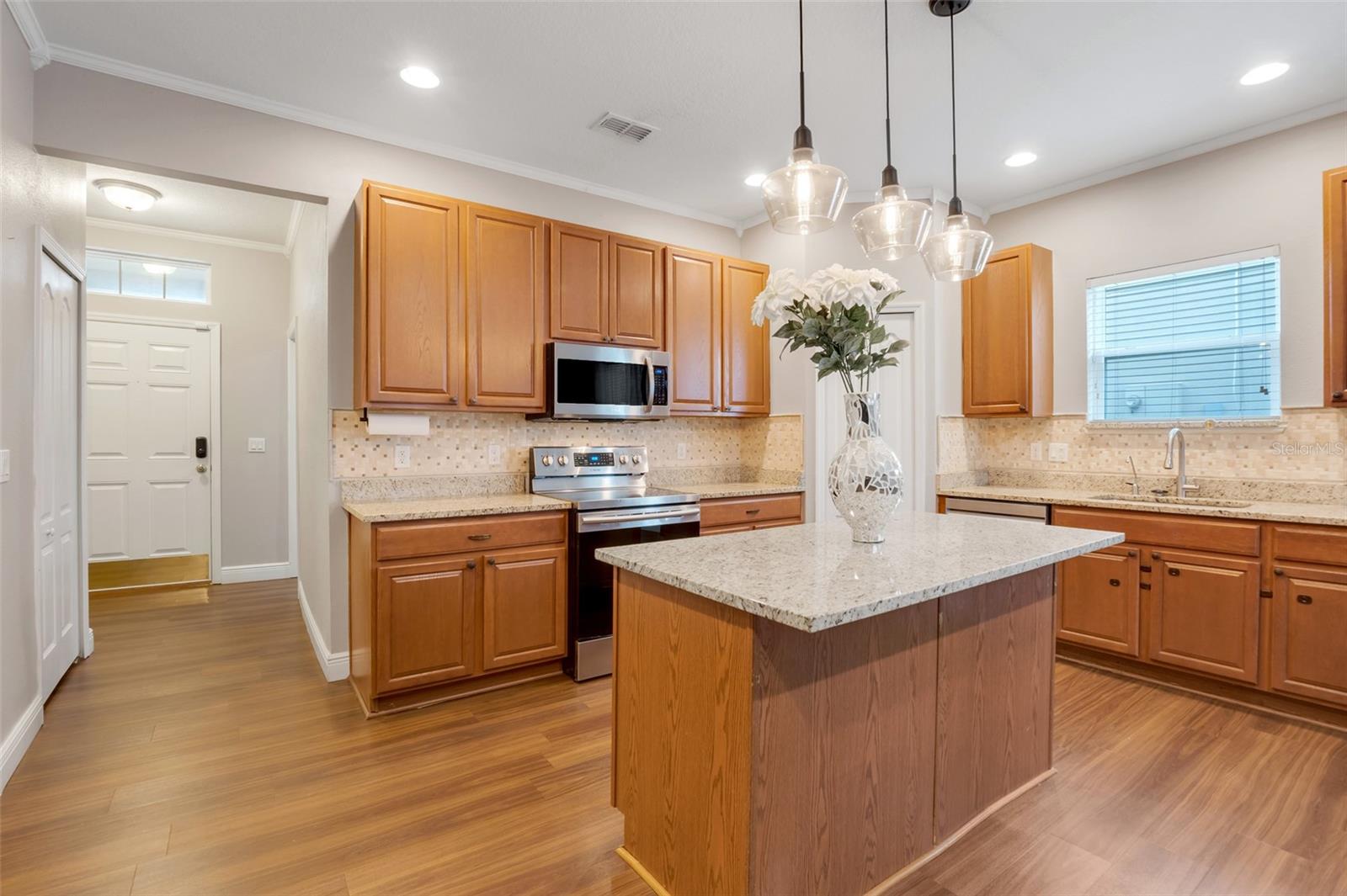 1125 DEMOCRACY DR, HAINES CITY, FL, 33844