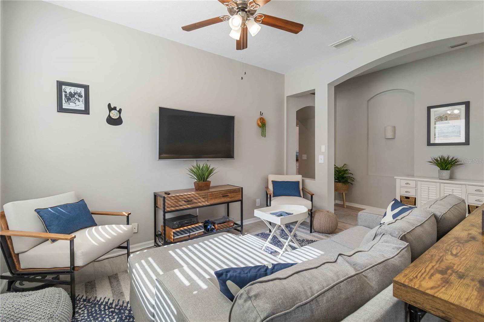 408 DELWOOD BRECK ST, RUSKIN, FL, 33570