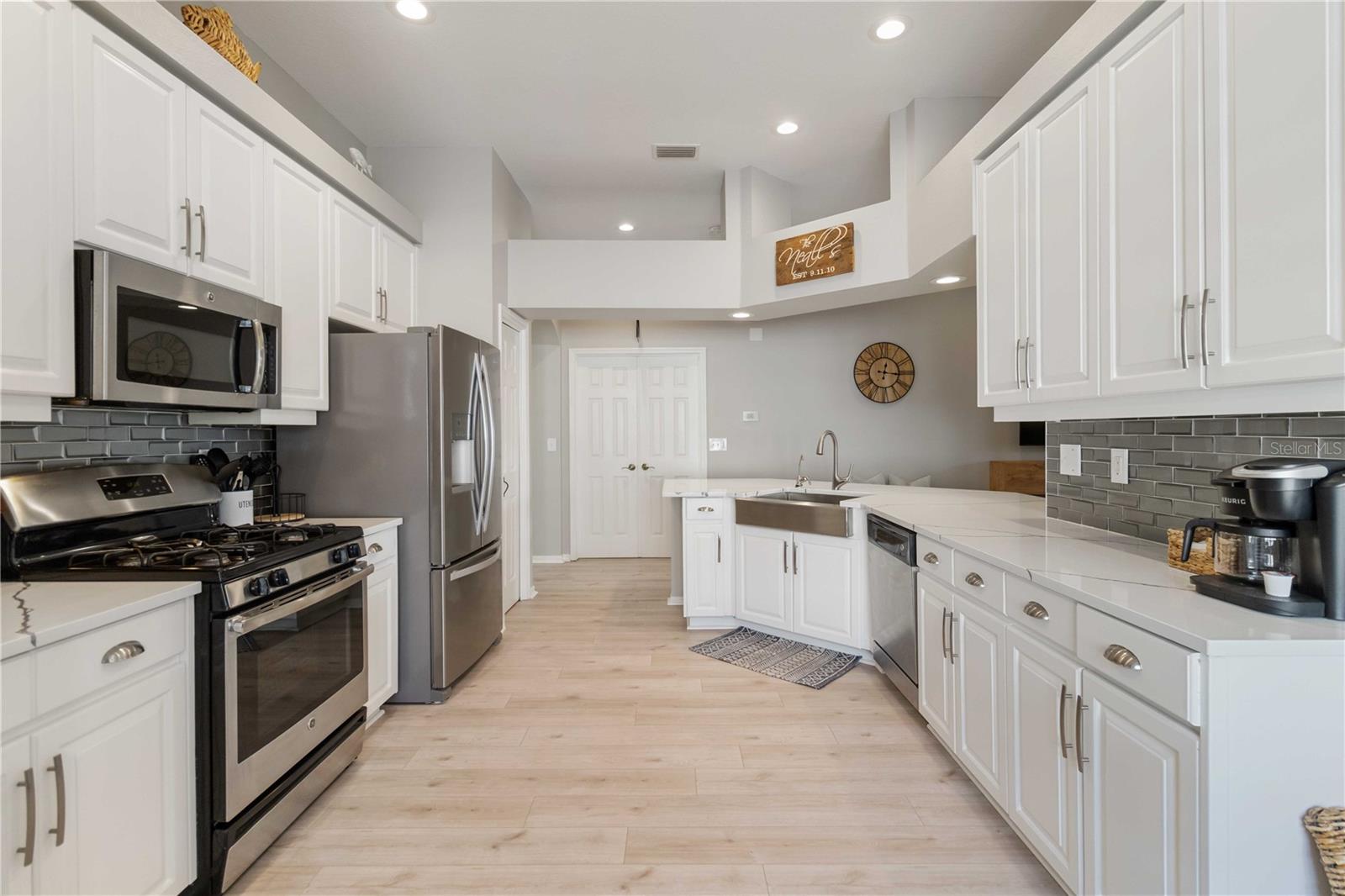 408 DELWOOD BRECK ST, RUSKIN, FL, 33570