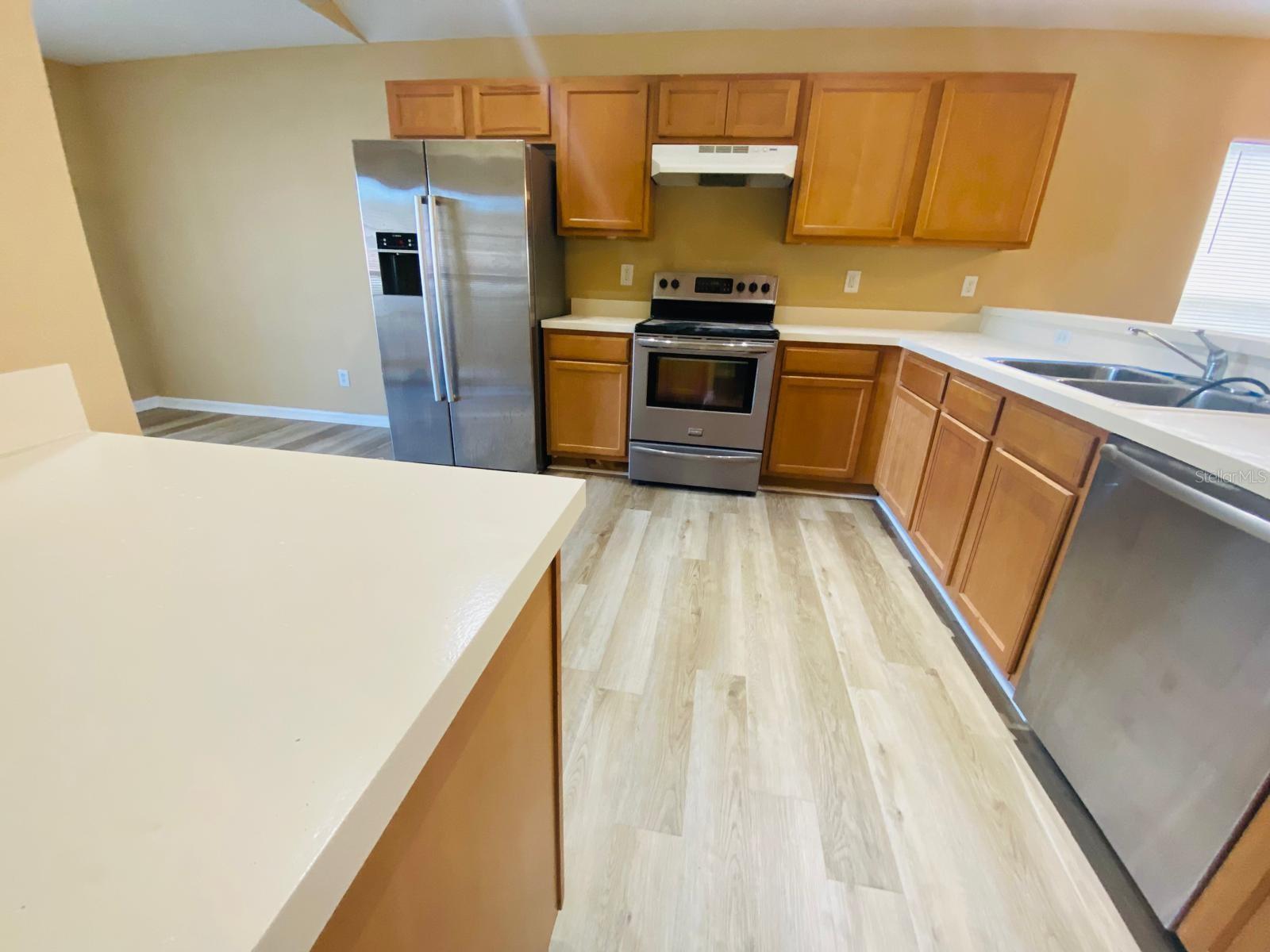 152 DAKOTA AVE, GROVELAND, FL, 34736