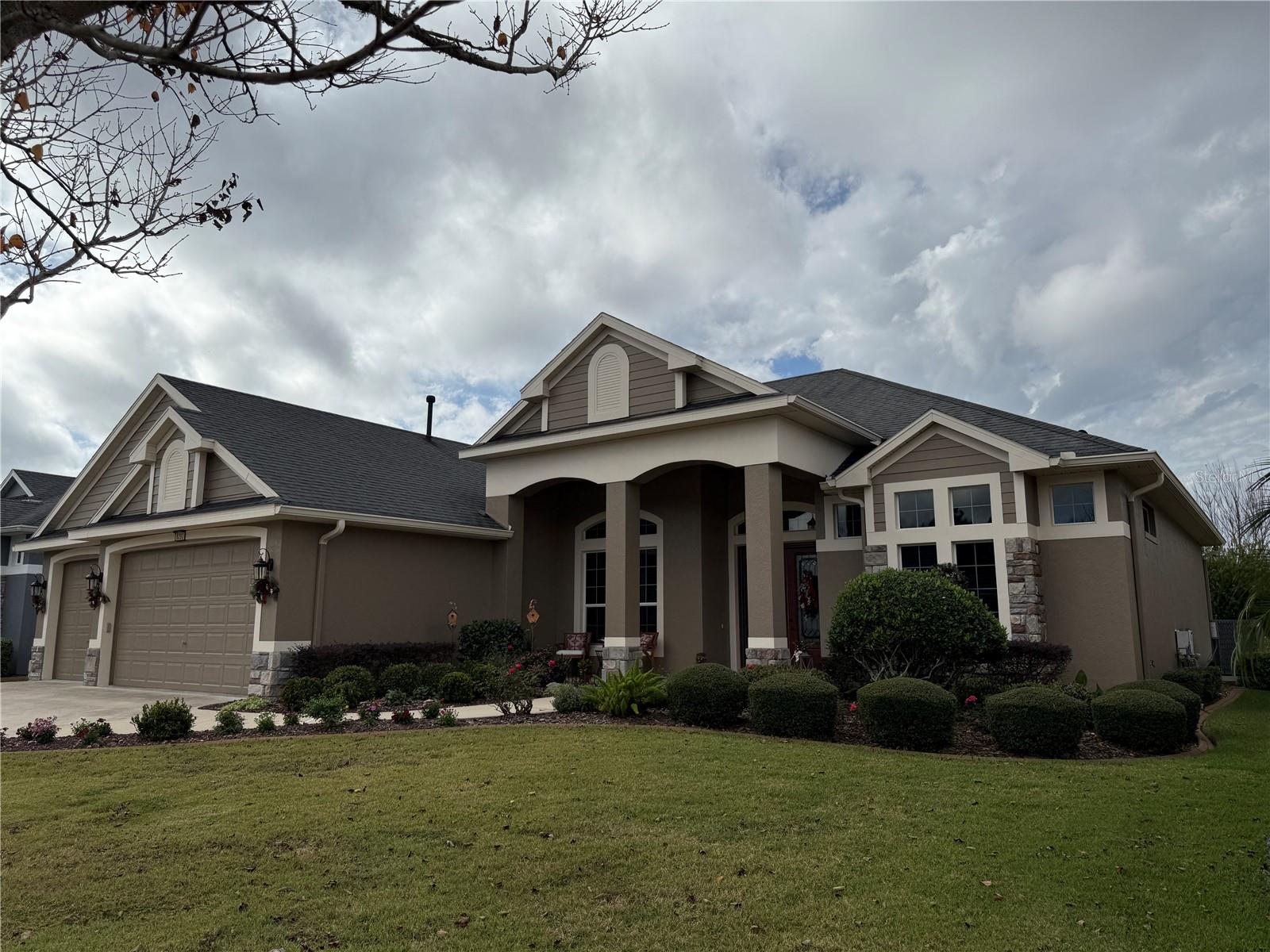 8293 BRIDGEPORT BAY CIR, MOUNT DORA, FL, 32757