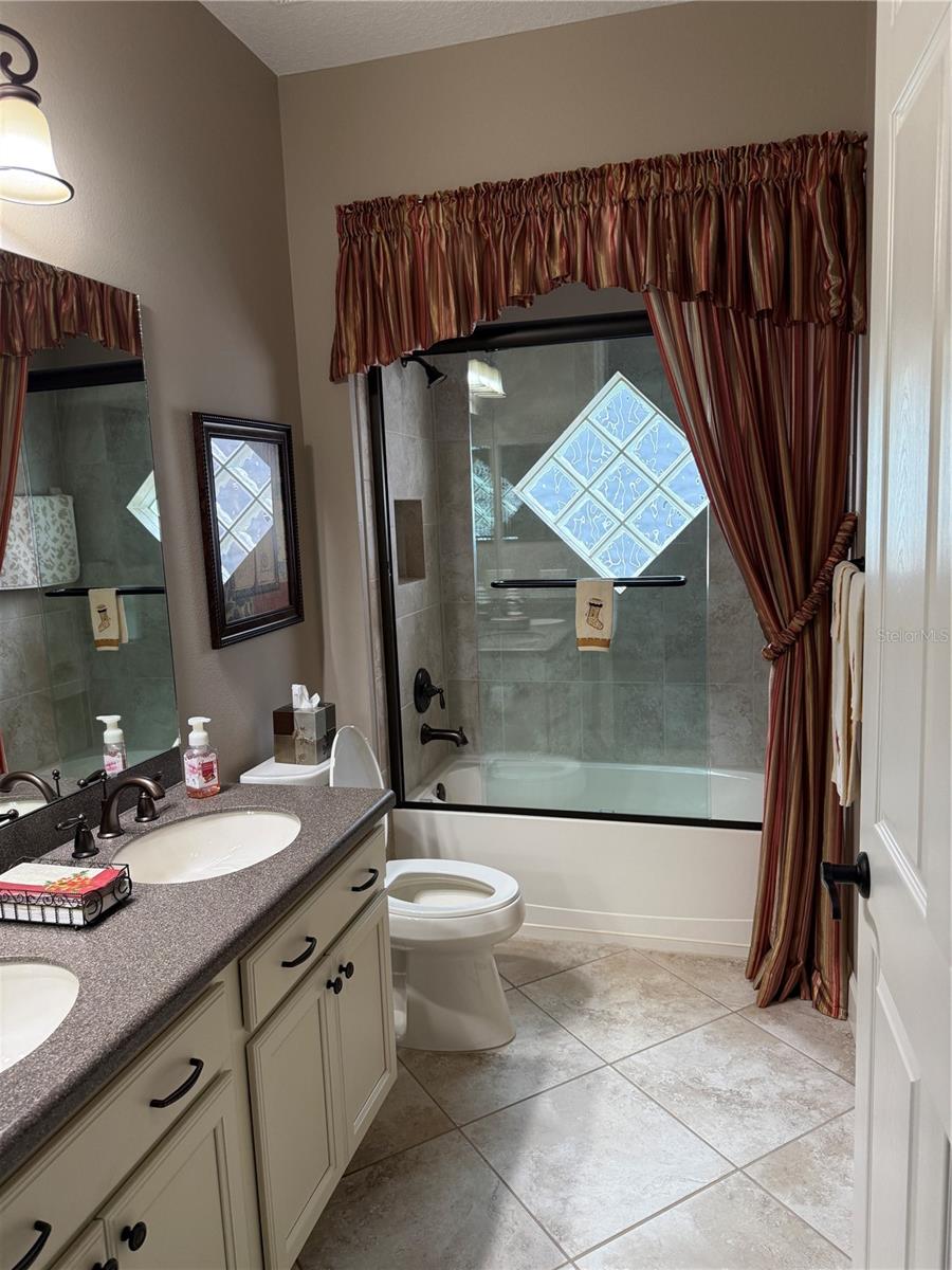 8293 BRIDGEPORT BAY CIR, MOUNT DORA, FL, 32757