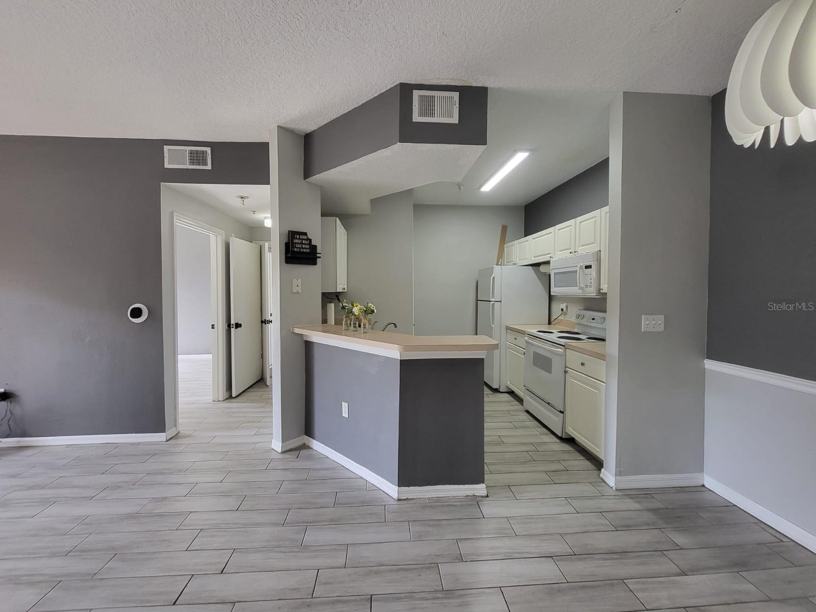 5518 METROWEST BLVD #104, ORLANDO, FL, 32811