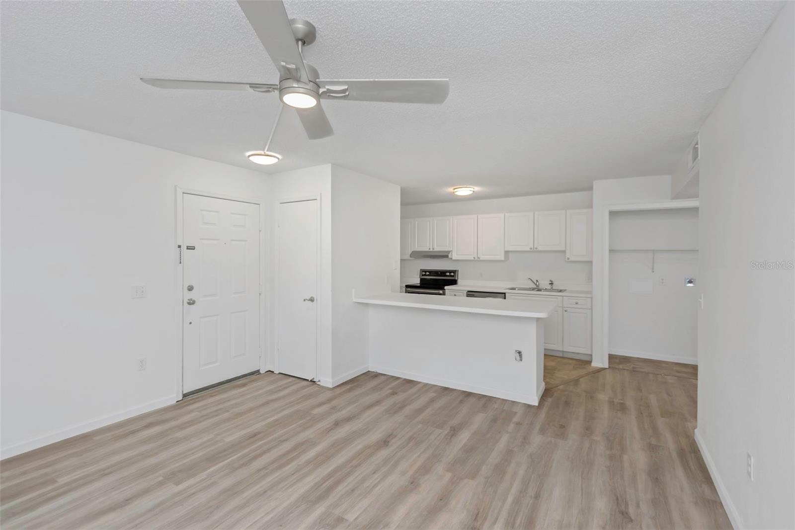 9481 HIGHLAND OAK DR #310, TAMPA, FL, 33647
