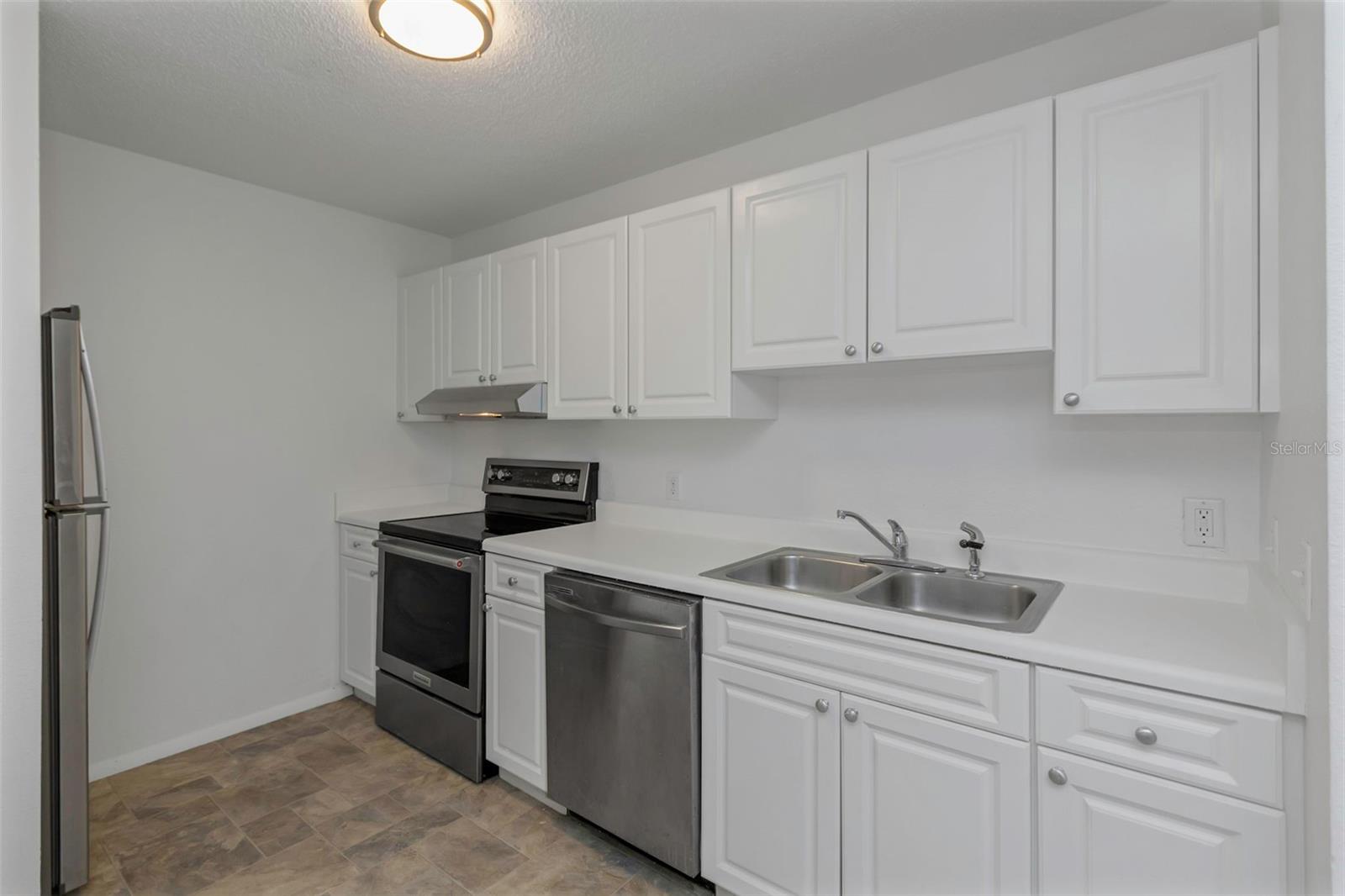 9481 HIGHLAND OAK DR #310, TAMPA, FL, 33647