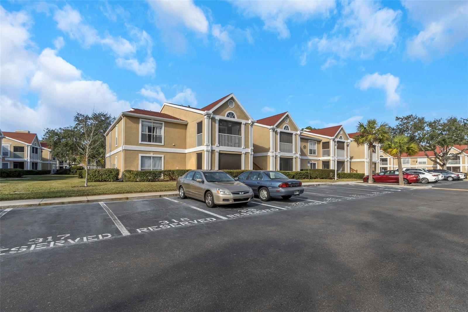 9481 HIGHLAND OAK DR #310, TAMPA, FL, 33647
