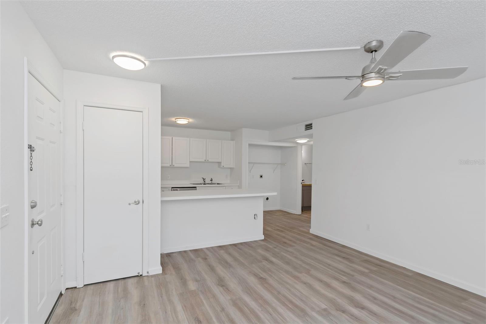 9481 HIGHLAND OAK DR #310, TAMPA, FL, 33647