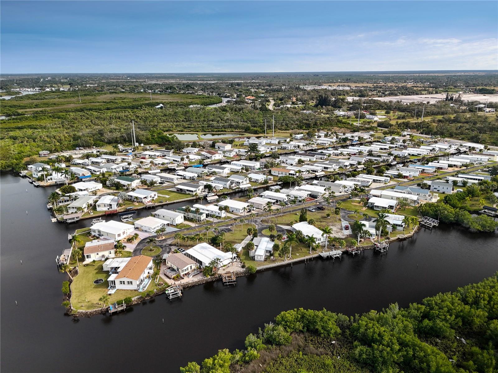 3204 SUNNY HARBOR DR, PUNTA GORDA, FL, 33982