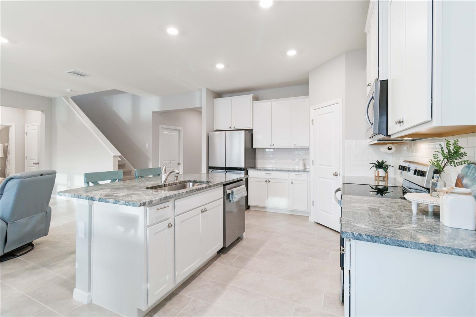 5225 GROVE MILL LOOP, BRADENTON, FL, 34211