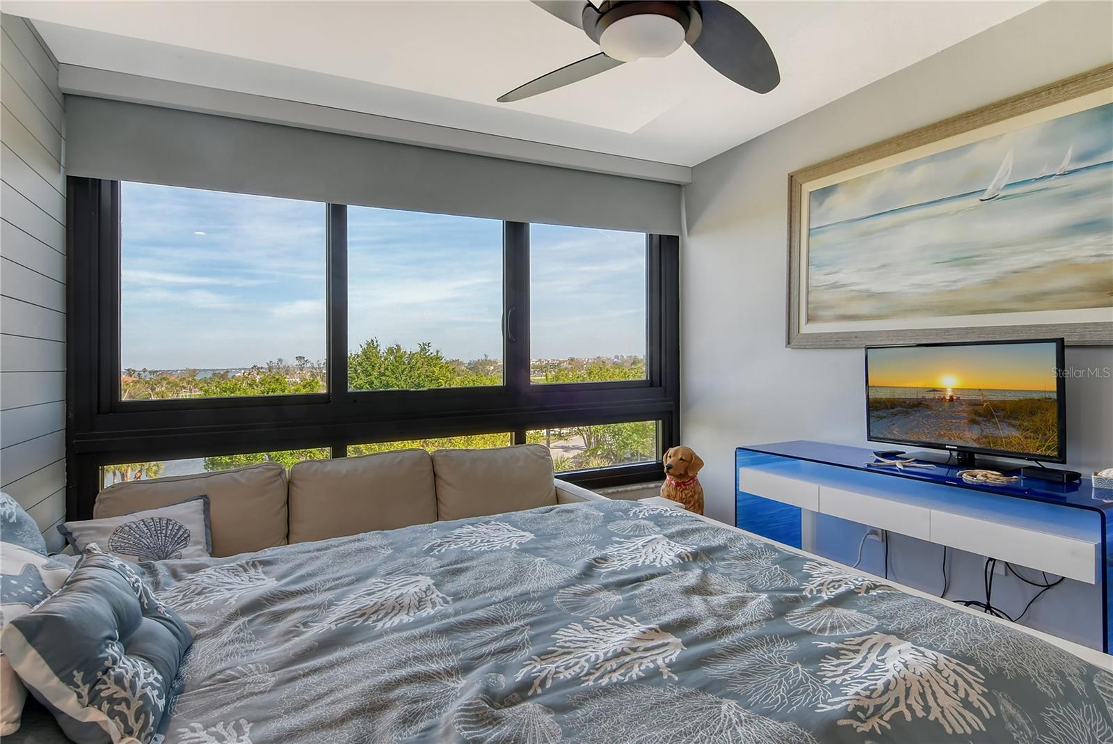 575 SANCTUARY DR #A303, LONGBOAT KEY, FL, 34228