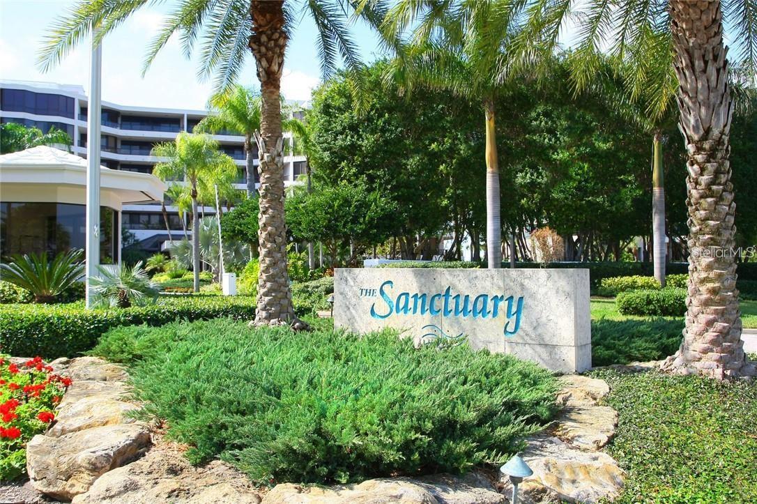 575 SANCTUARY DR #A303, LONGBOAT KEY, FL, 34228