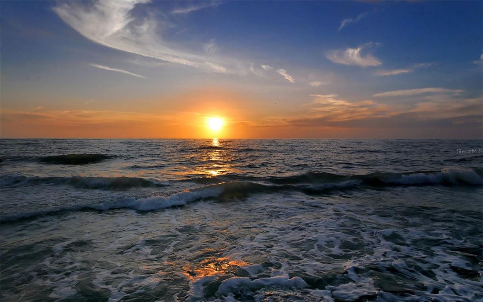 575 SANCTUARY DR #A303, LONGBOAT KEY, FL, 34228