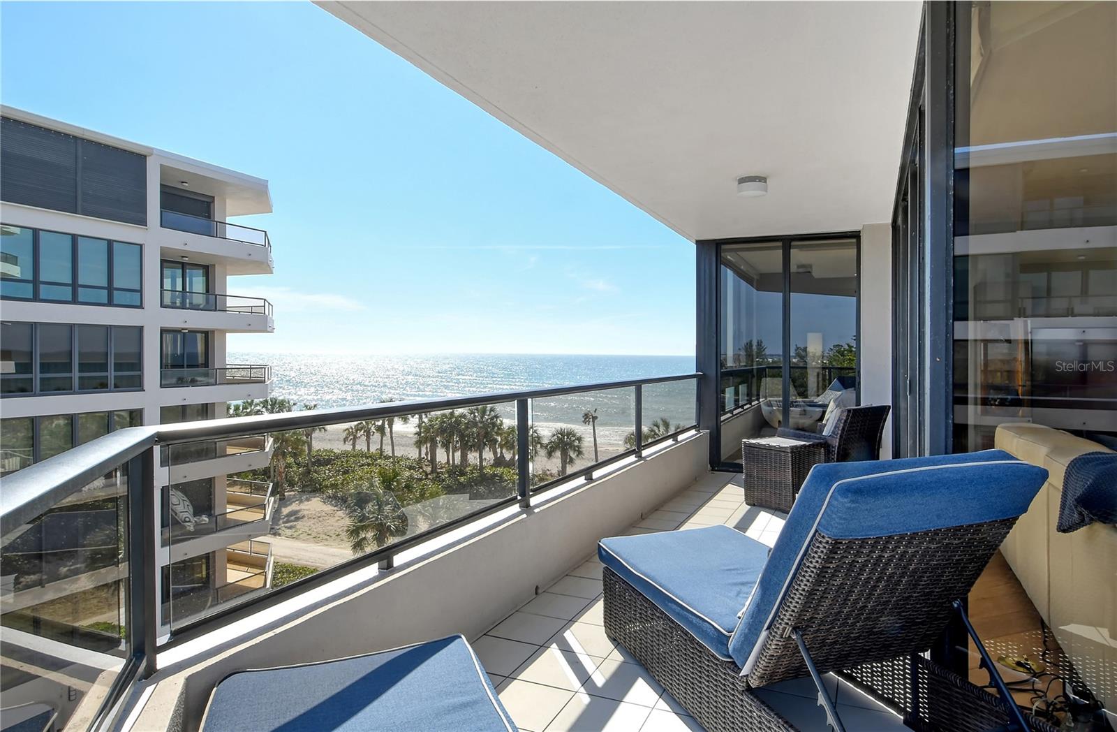 575 SANCTUARY DR #A303, LONGBOAT KEY, FL, 34228