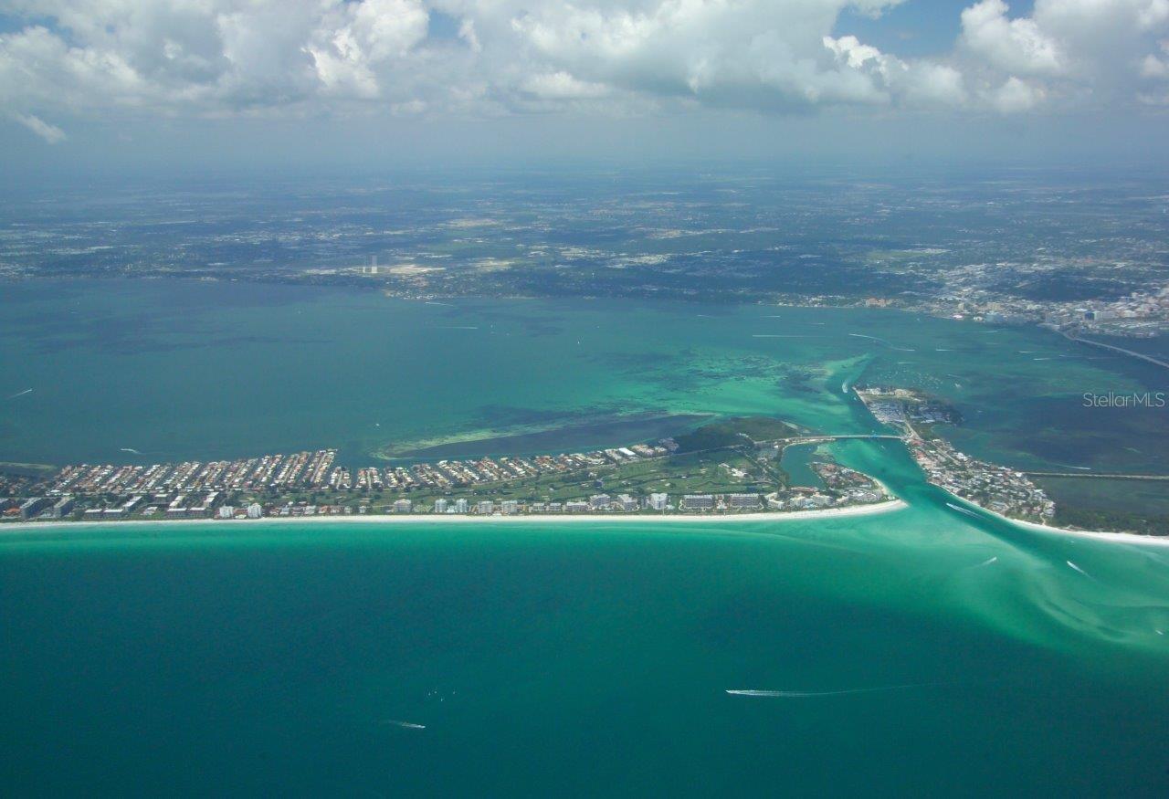 575 SANCTUARY DR #A303, LONGBOAT KEY, FL, 34228
