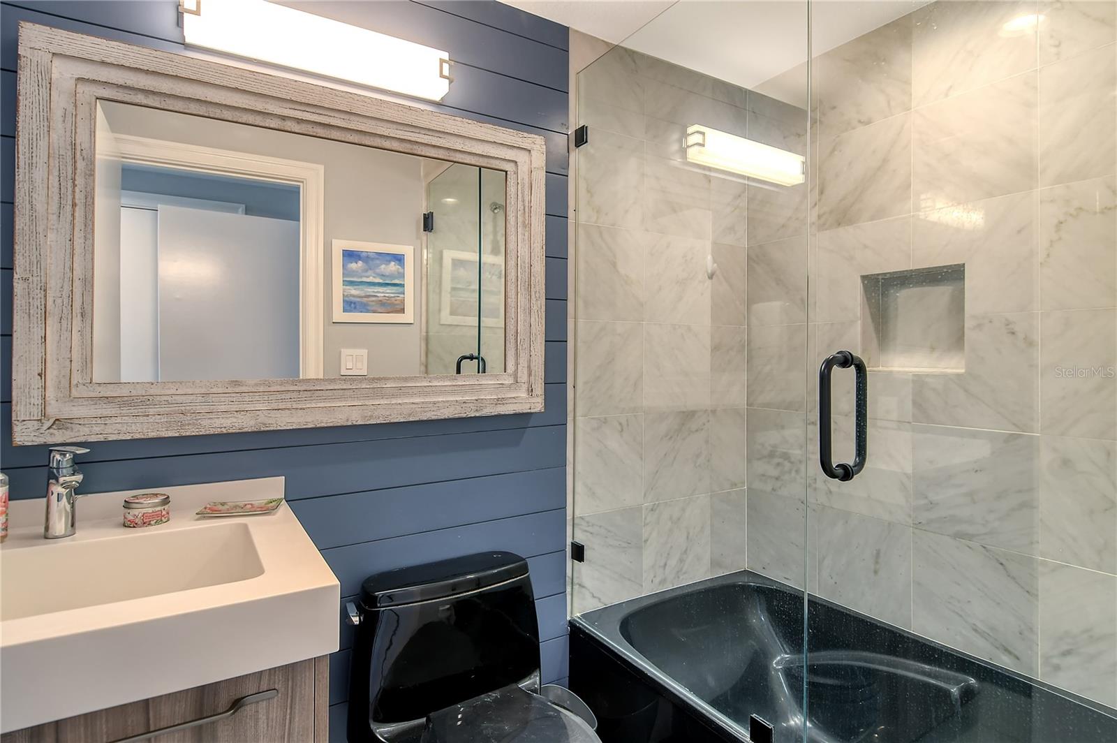 575 SANCTUARY DR #A303, LONGBOAT KEY, FL, 34228