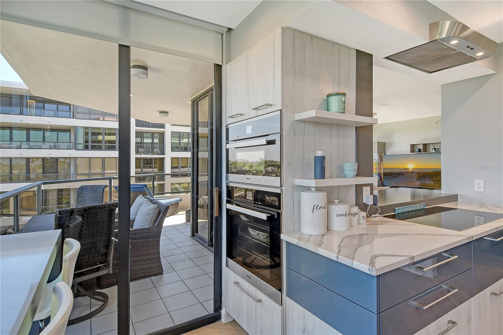 575 SANCTUARY DR #A303, LONGBOAT KEY, FL, 34228