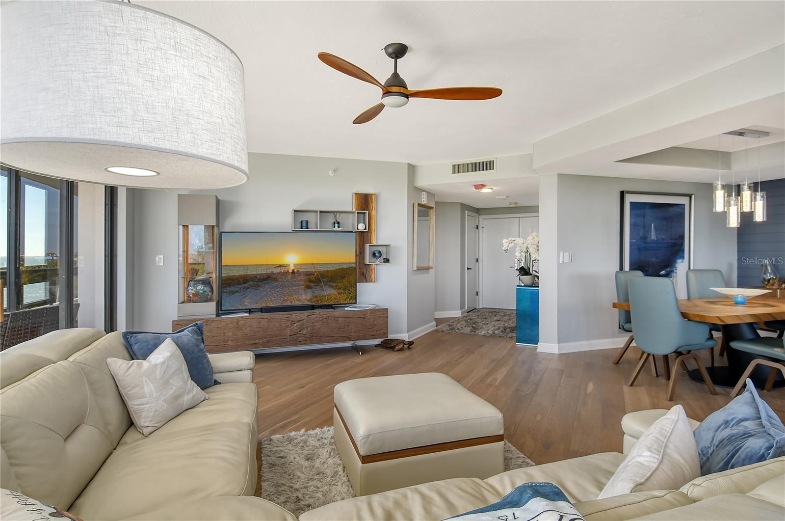 575 SANCTUARY DR #A303, LONGBOAT KEY, FL, 34228