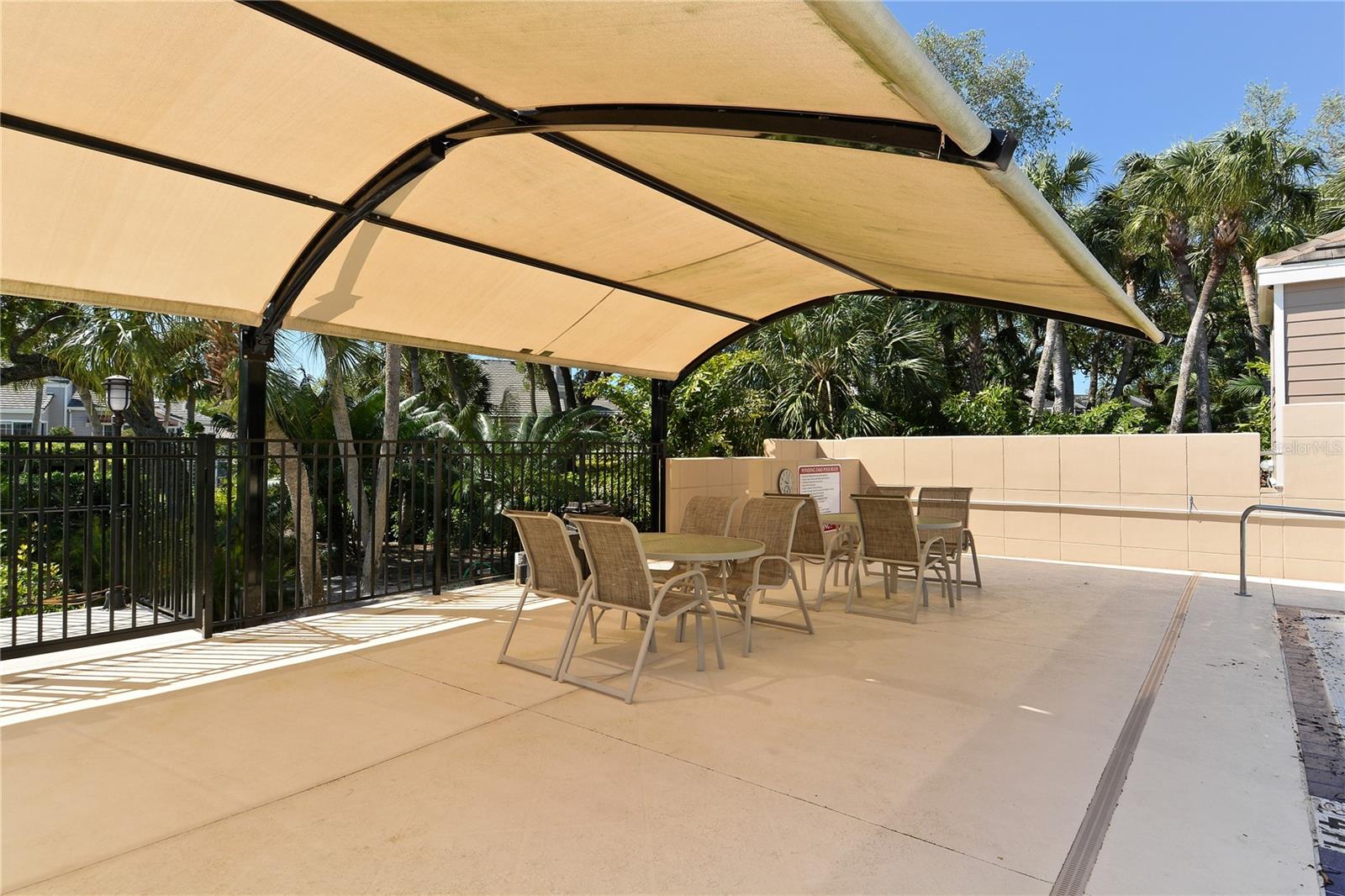 575 SANCTUARY DR #A303, LONGBOAT KEY, FL, 34228