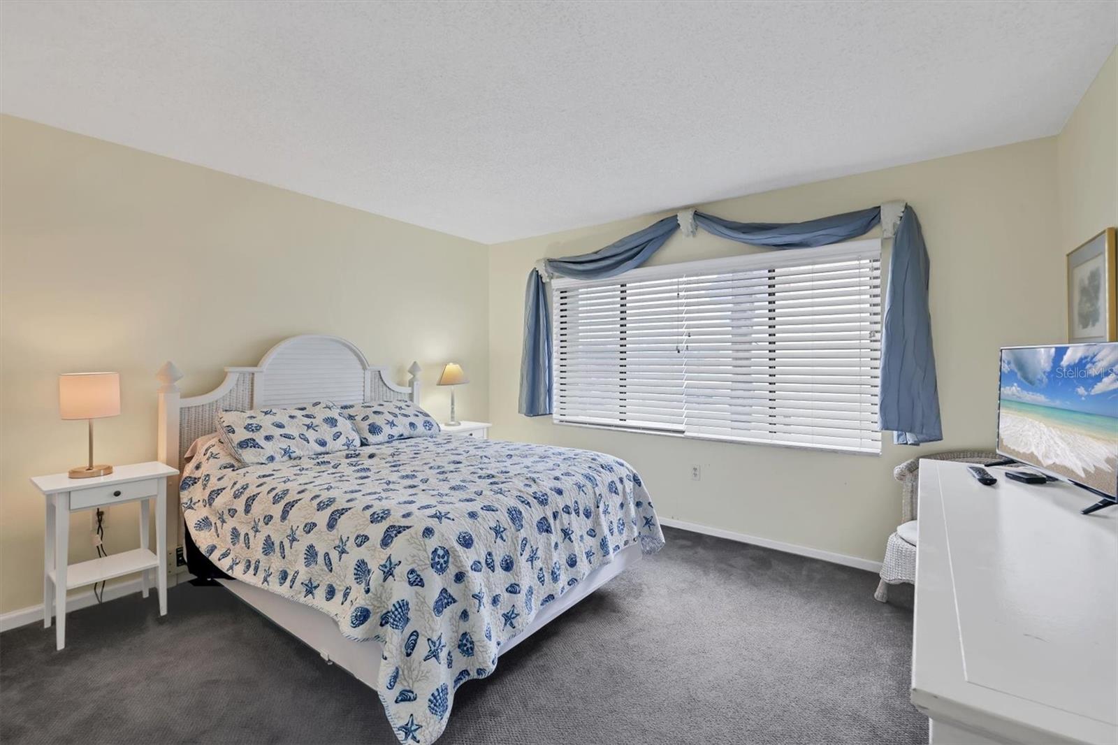 6703 MIDNIGHT PASS RD #208, SARASOTA, FL, 34242