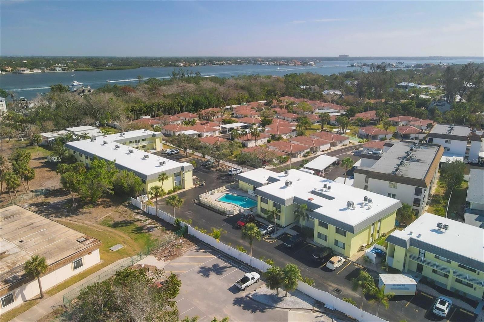 6703 MIDNIGHT PASS RD #208, SARASOTA, FL, 34242