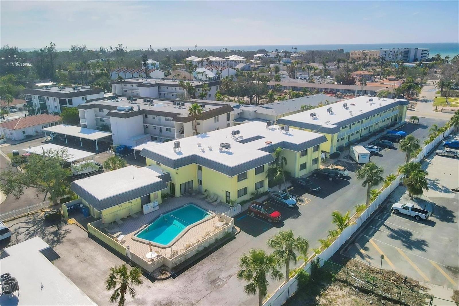6703 MIDNIGHT PASS RD #208, SARASOTA, FL, 34242