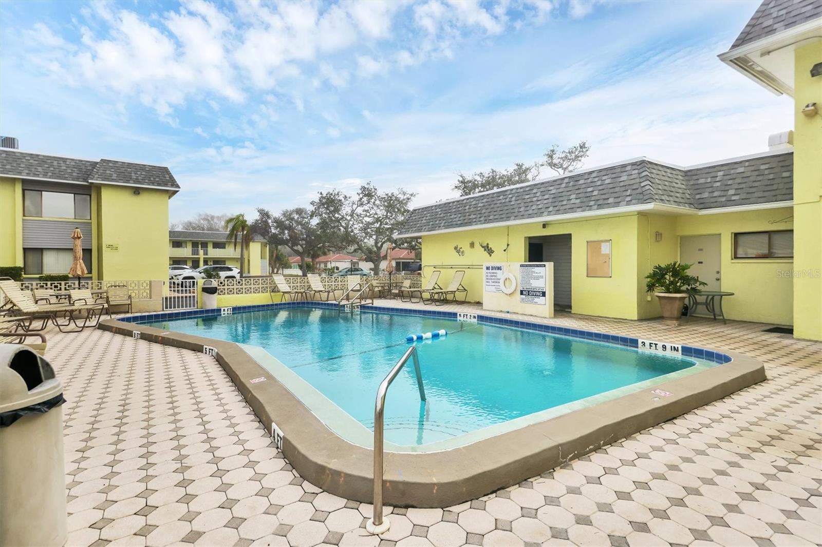 6703 MIDNIGHT PASS RD #208, SARASOTA, FL, 34242