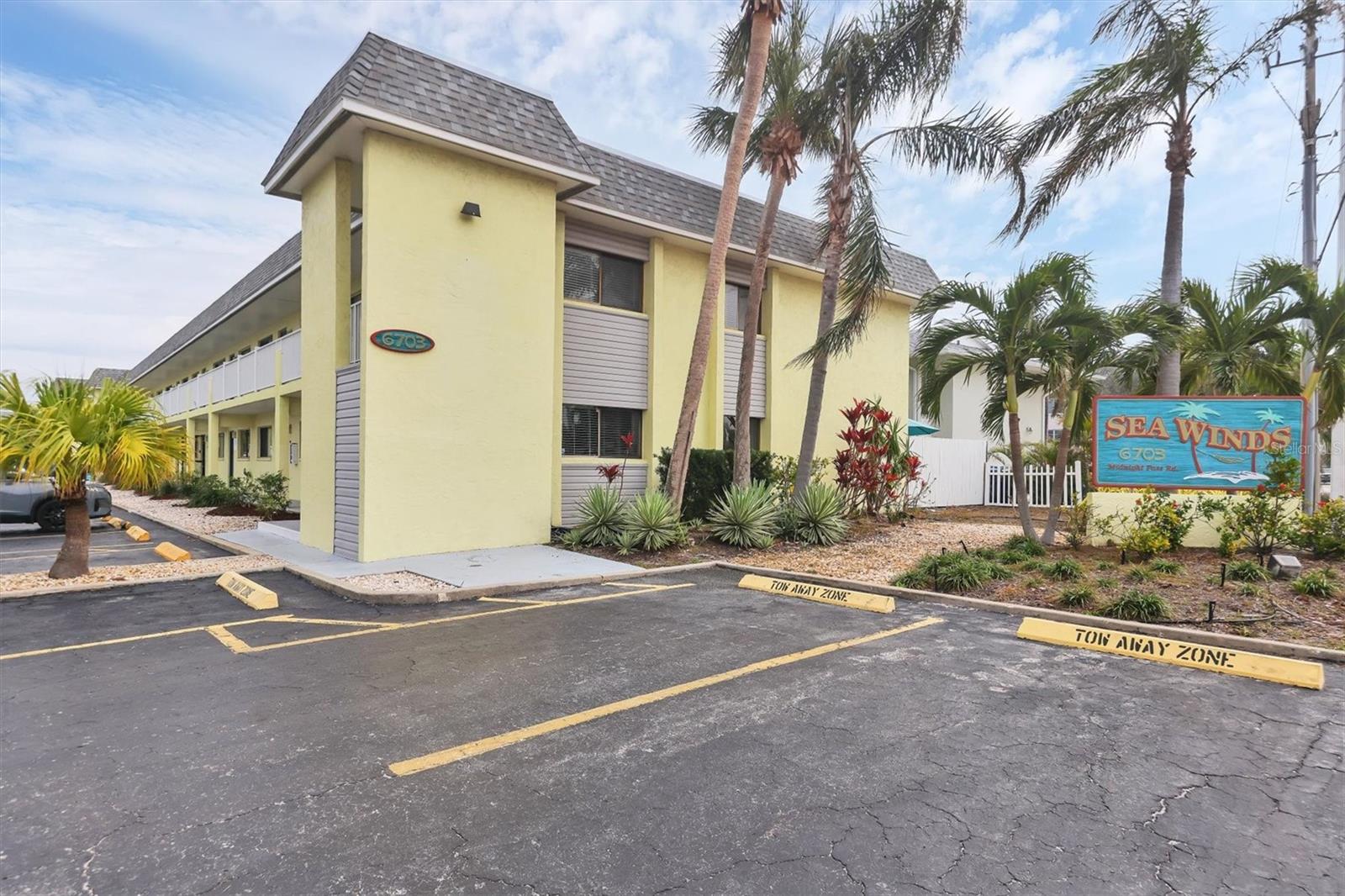 6703 MIDNIGHT PASS RD #208, SARASOTA, FL, 34242