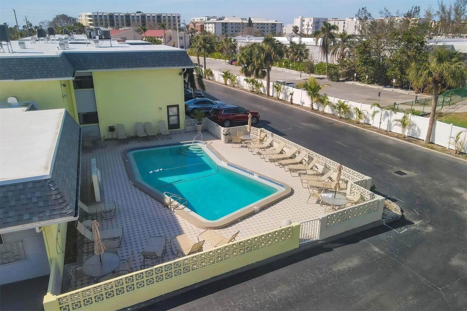 6703 MIDNIGHT PASS RD #208, SARASOTA, FL, 34242