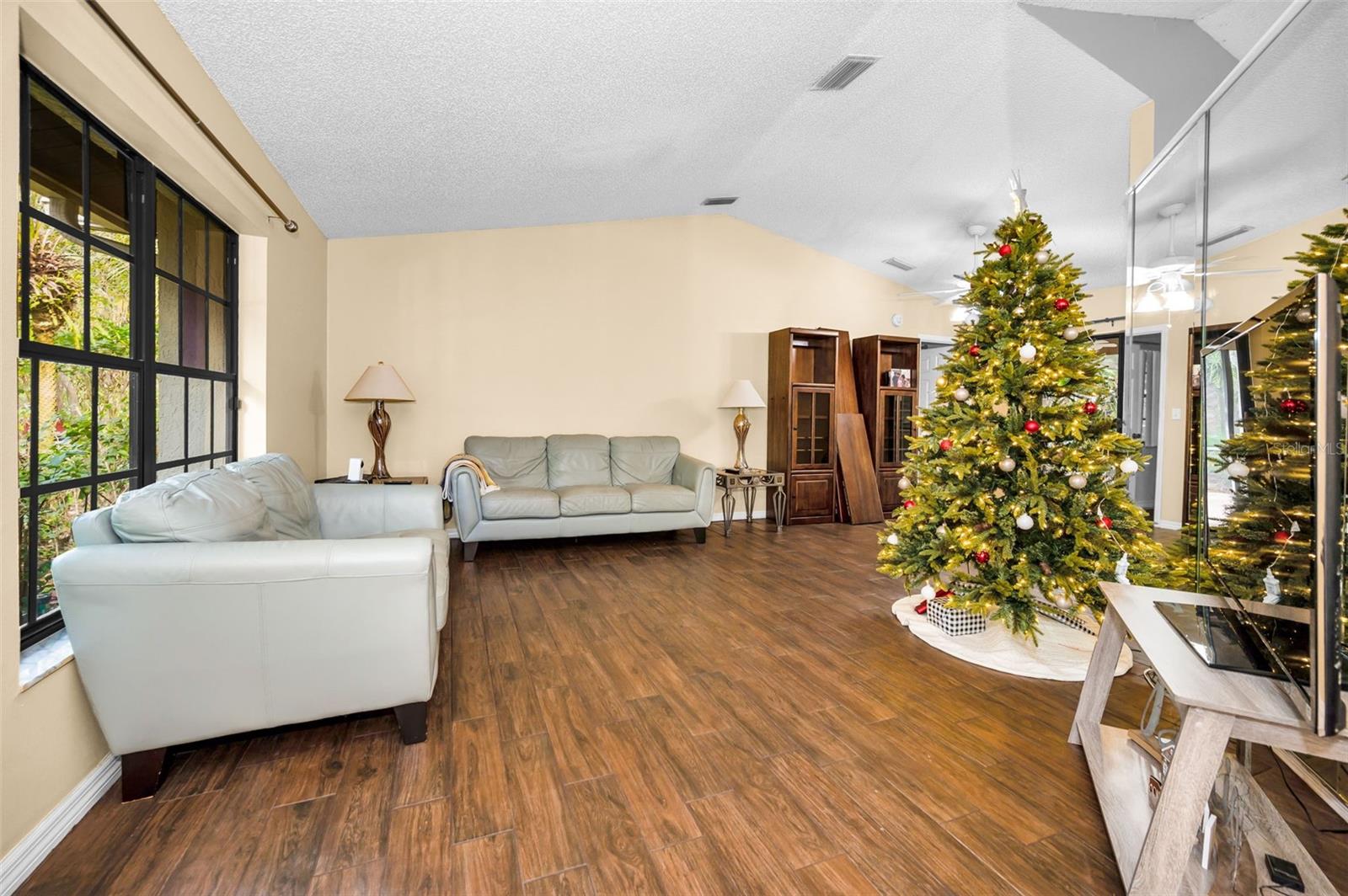 3254 CENTERWOOD DR, TARPON SPRINGS, FL, 34688