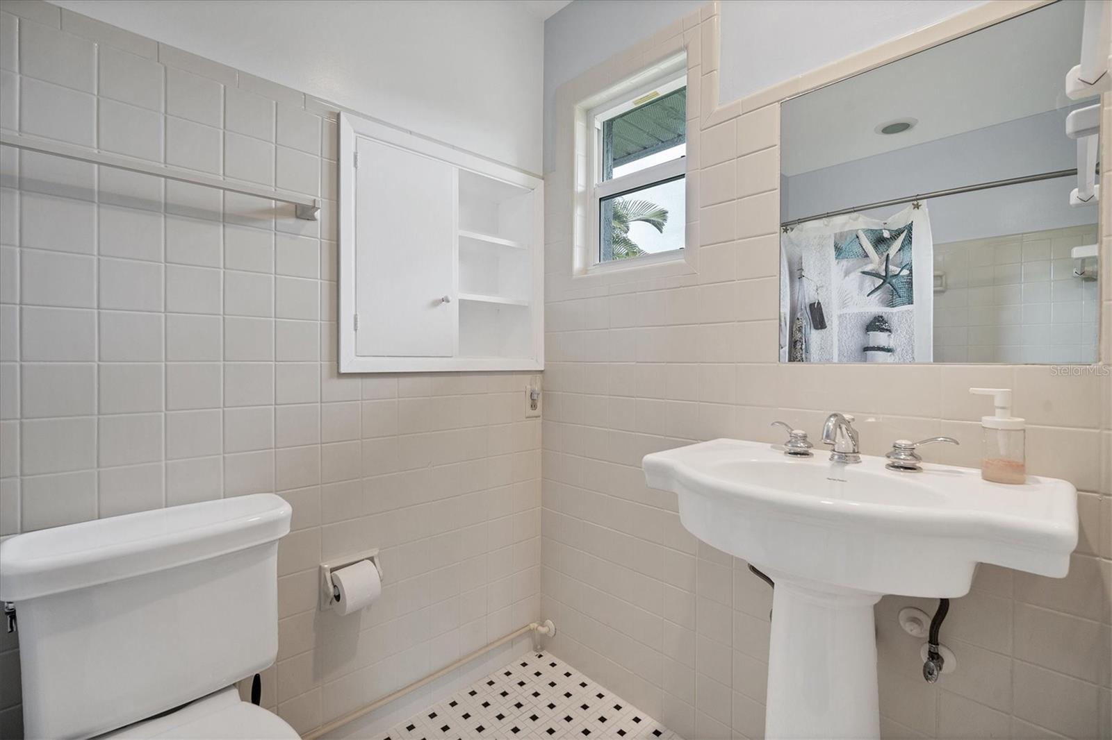 416 SUNSET DR, VENICE, FL, 34285