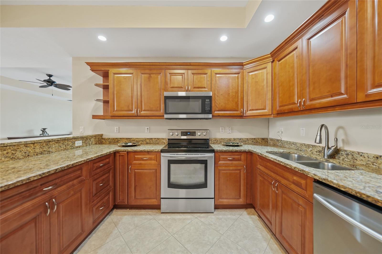 817 VIA TRIPOLI #111, PUNTA GORDA, FL, 33950