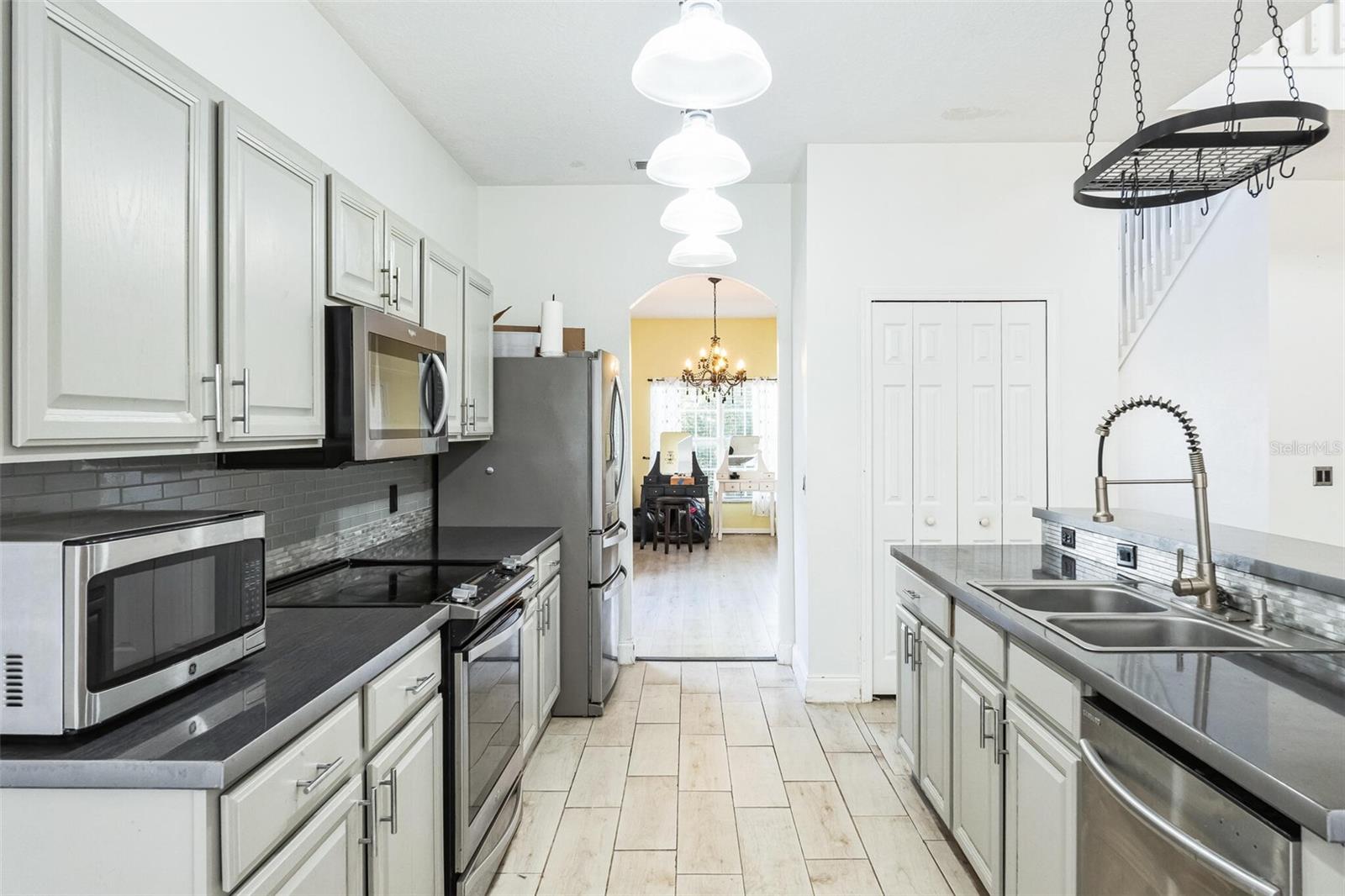 925 BALMORAL DR, DAVENPORT, FL, 33896