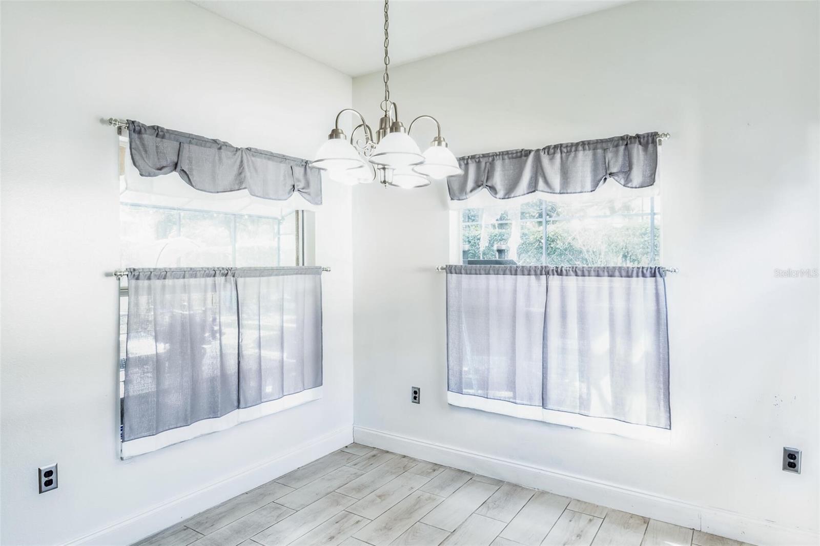 925 BALMORAL DR, DAVENPORT, FL, 33896