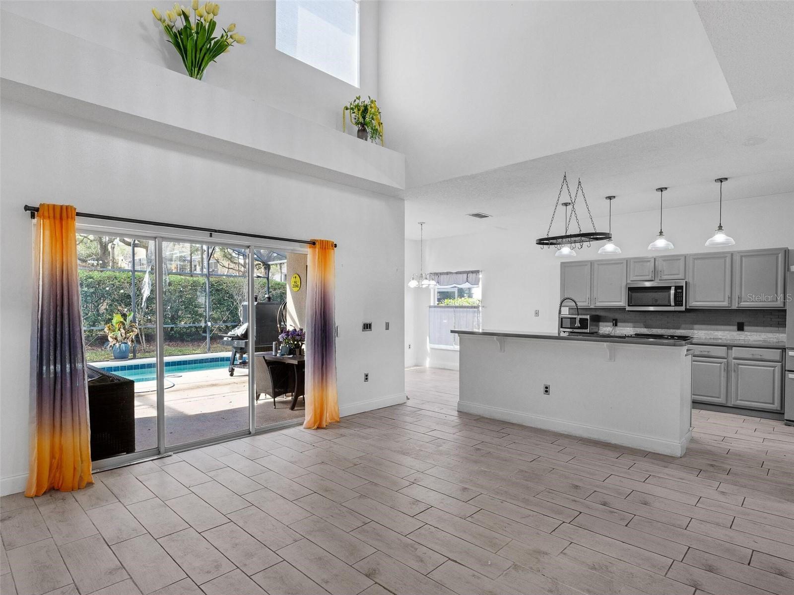925 BALMORAL DR, DAVENPORT, FL, 33896
