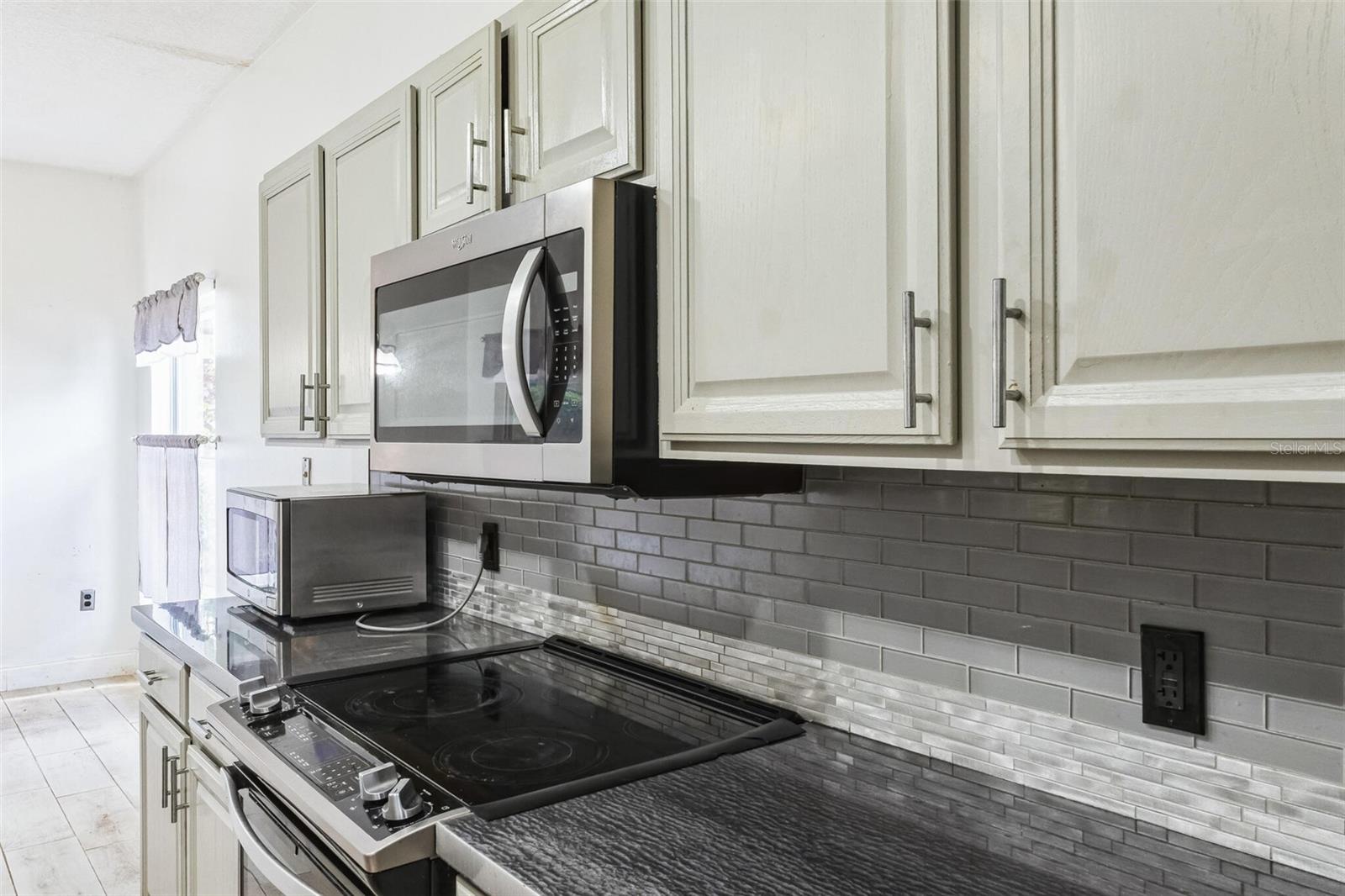 925 BALMORAL DR, DAVENPORT, FL, 33896