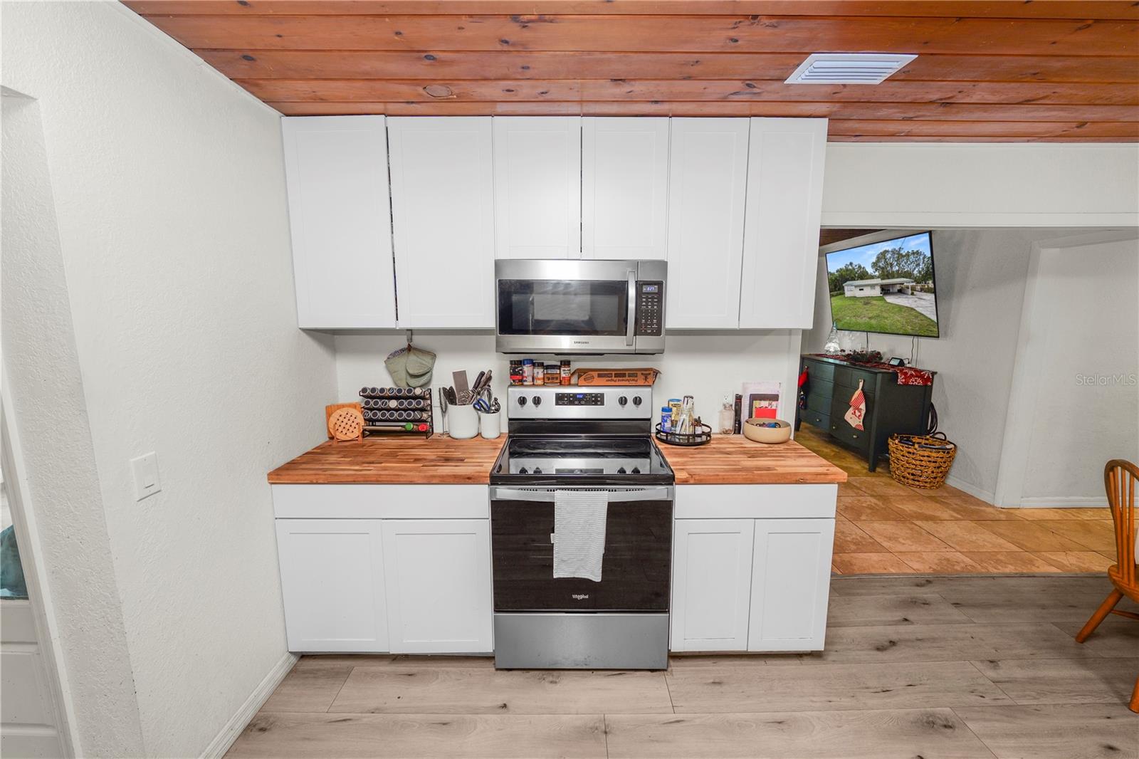 210 WILDER RD, LAKELAND, FL, 33809