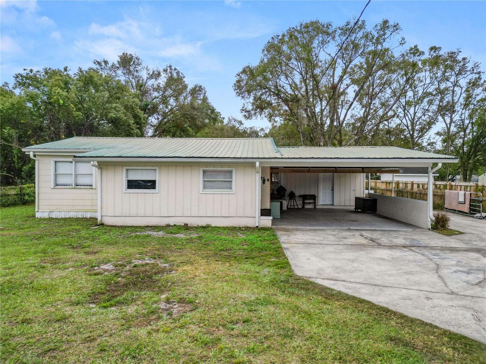 210 WILDER RD, LAKELAND, FL, 33809