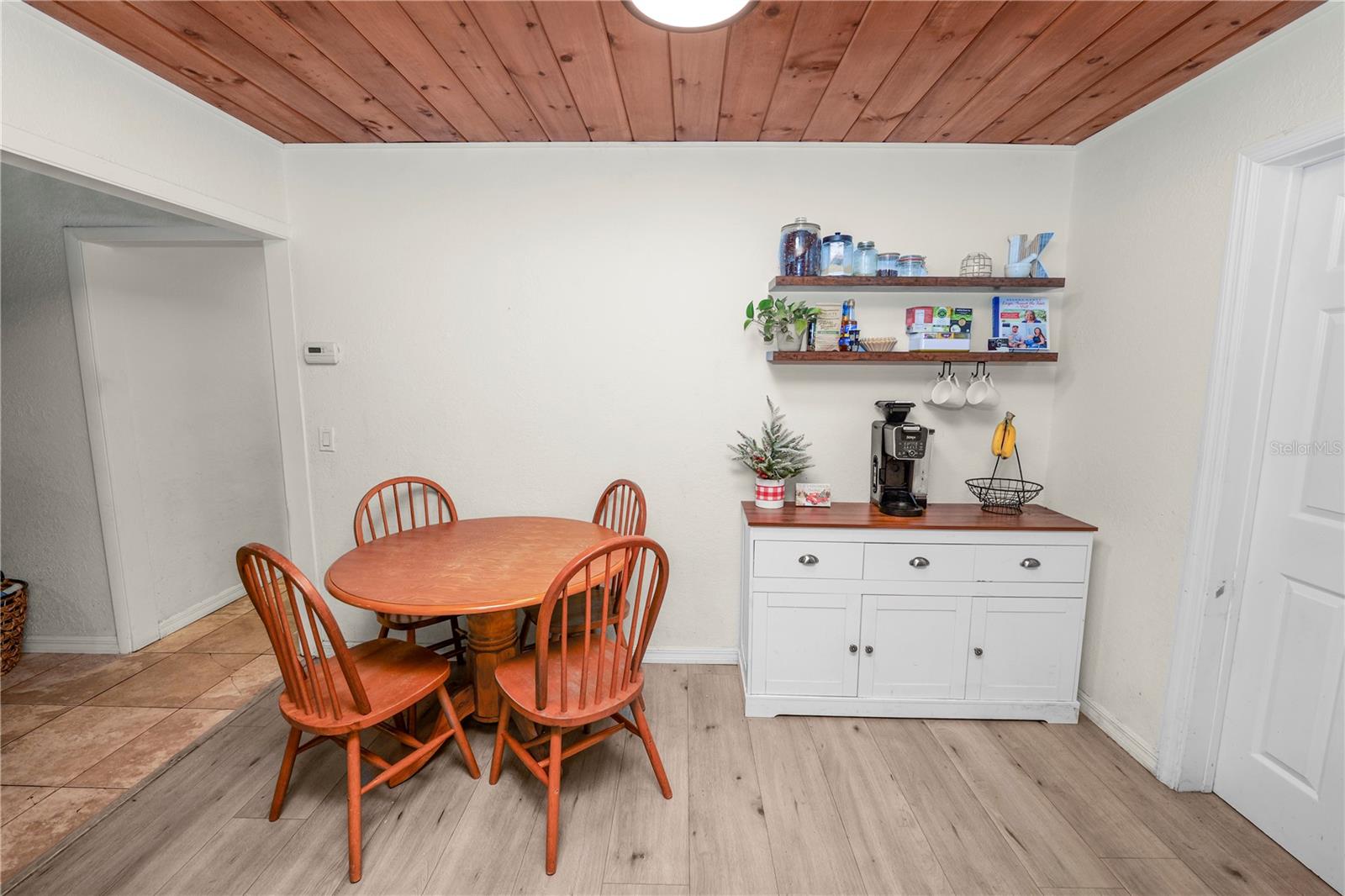 210 WILDER RD, LAKELAND, FL, 33809