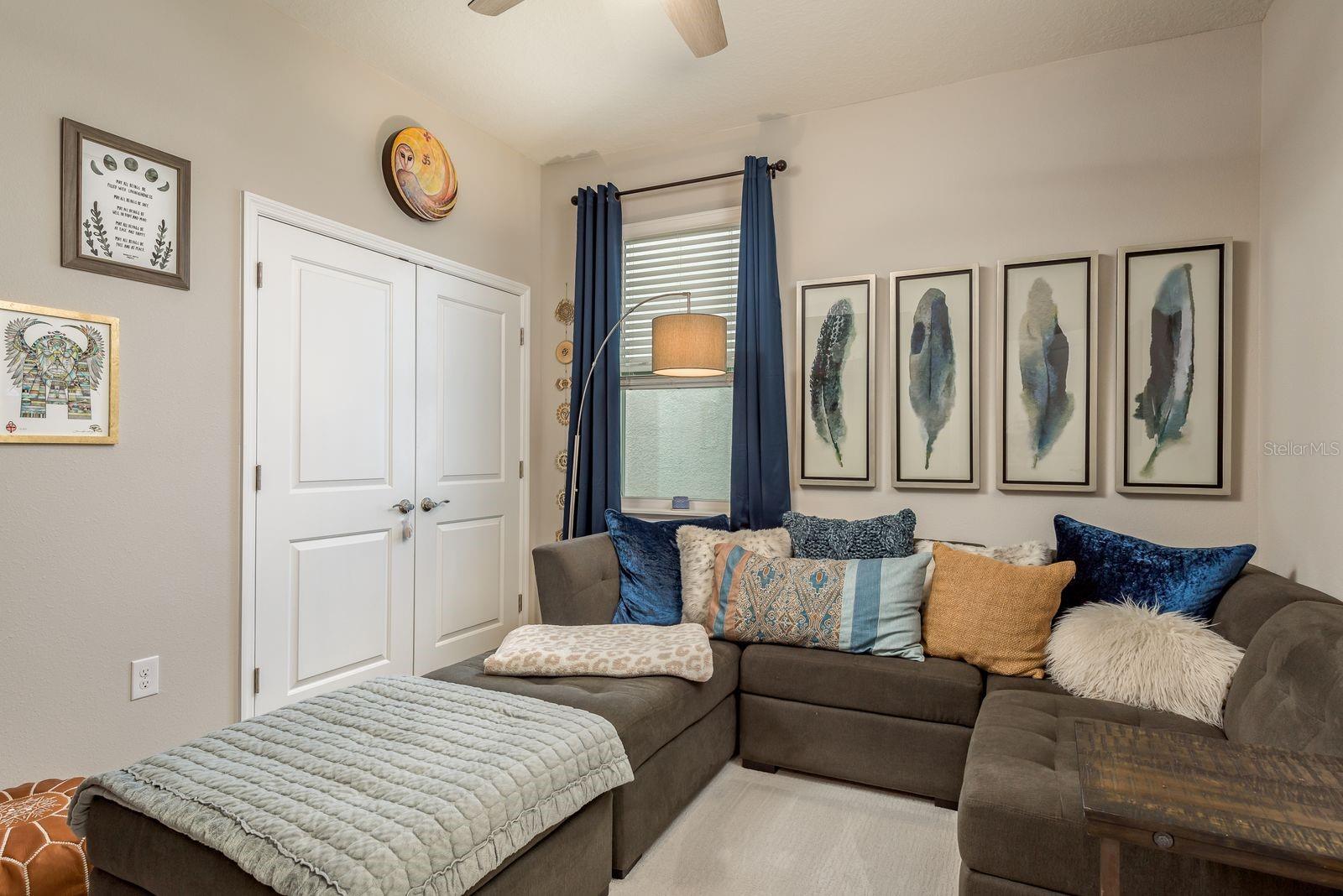 8010 PRAISE DR, TAMPA, FL, 33625