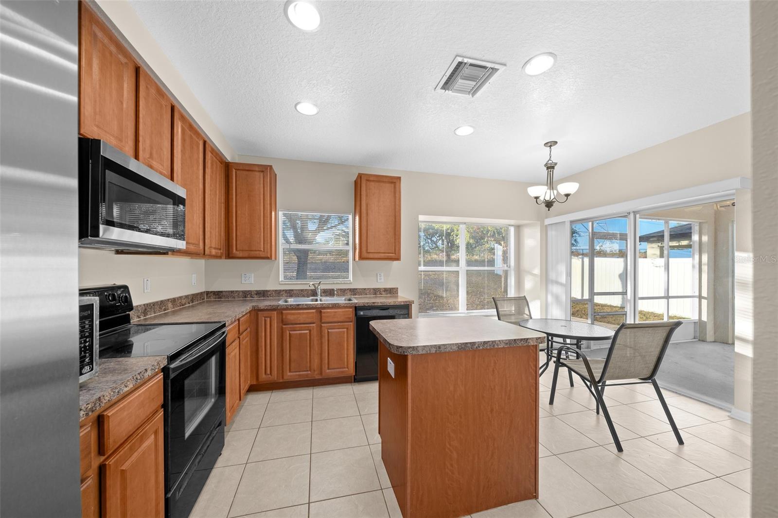 9621 SOUTHERN CHARM CIR, BROOKSVILLE, FL, 34613