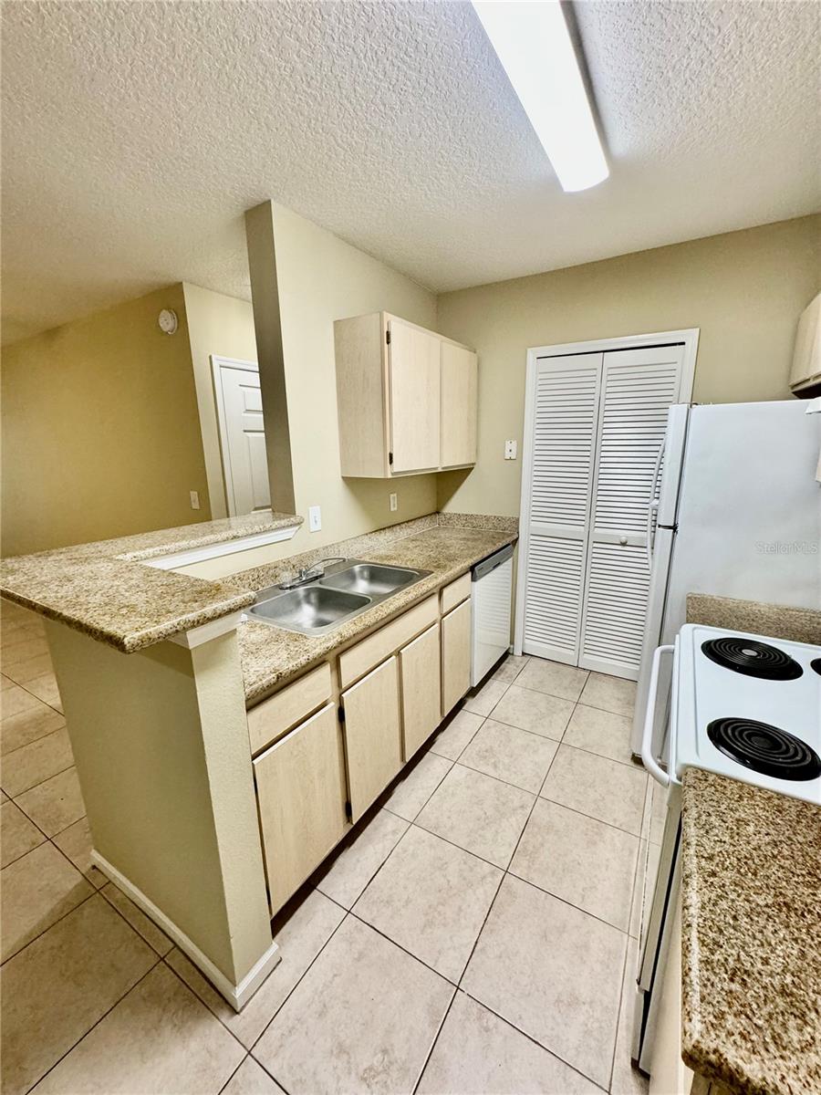 4324 S KIRKMAN RD #1105, ORLANDO, FL, 32811