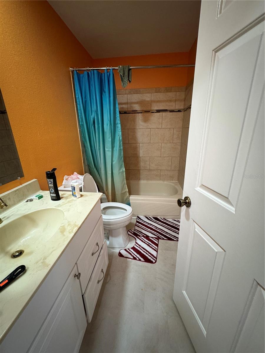 4136 VERSAILLES DR #4136D, ORLANDO, FL, 32808