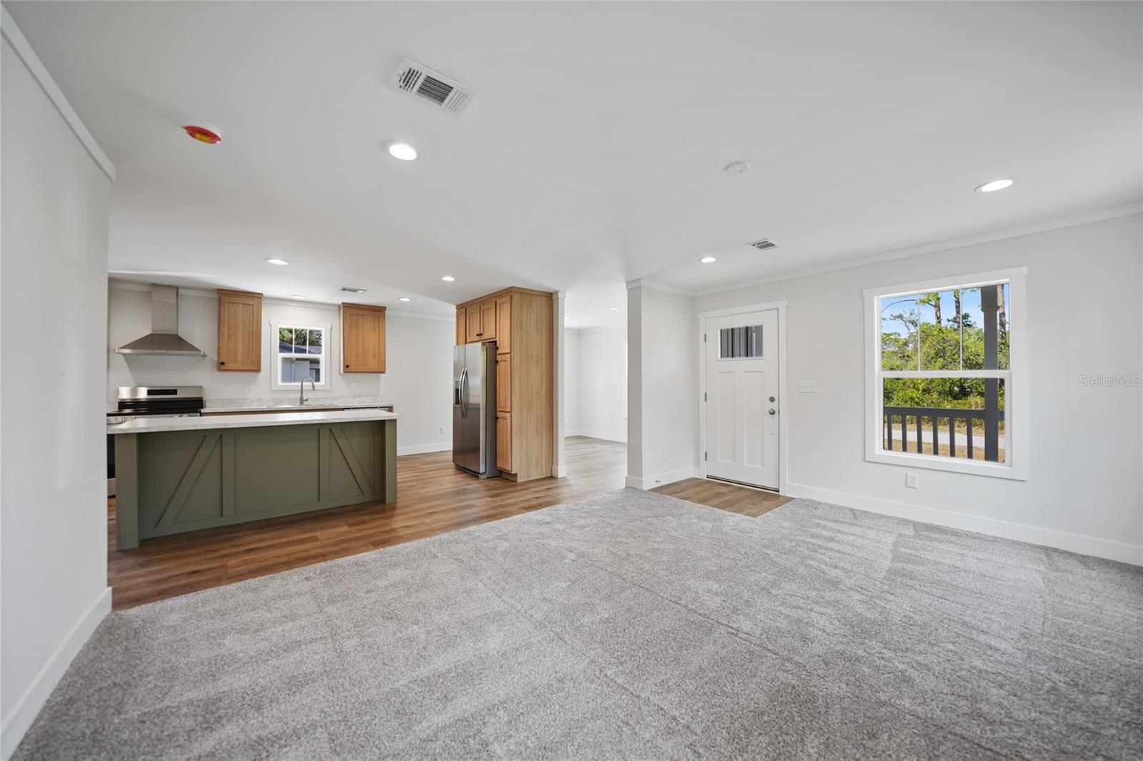 18399 FREMONT AVE, PORT CHARLOTTE, FL, 33954
