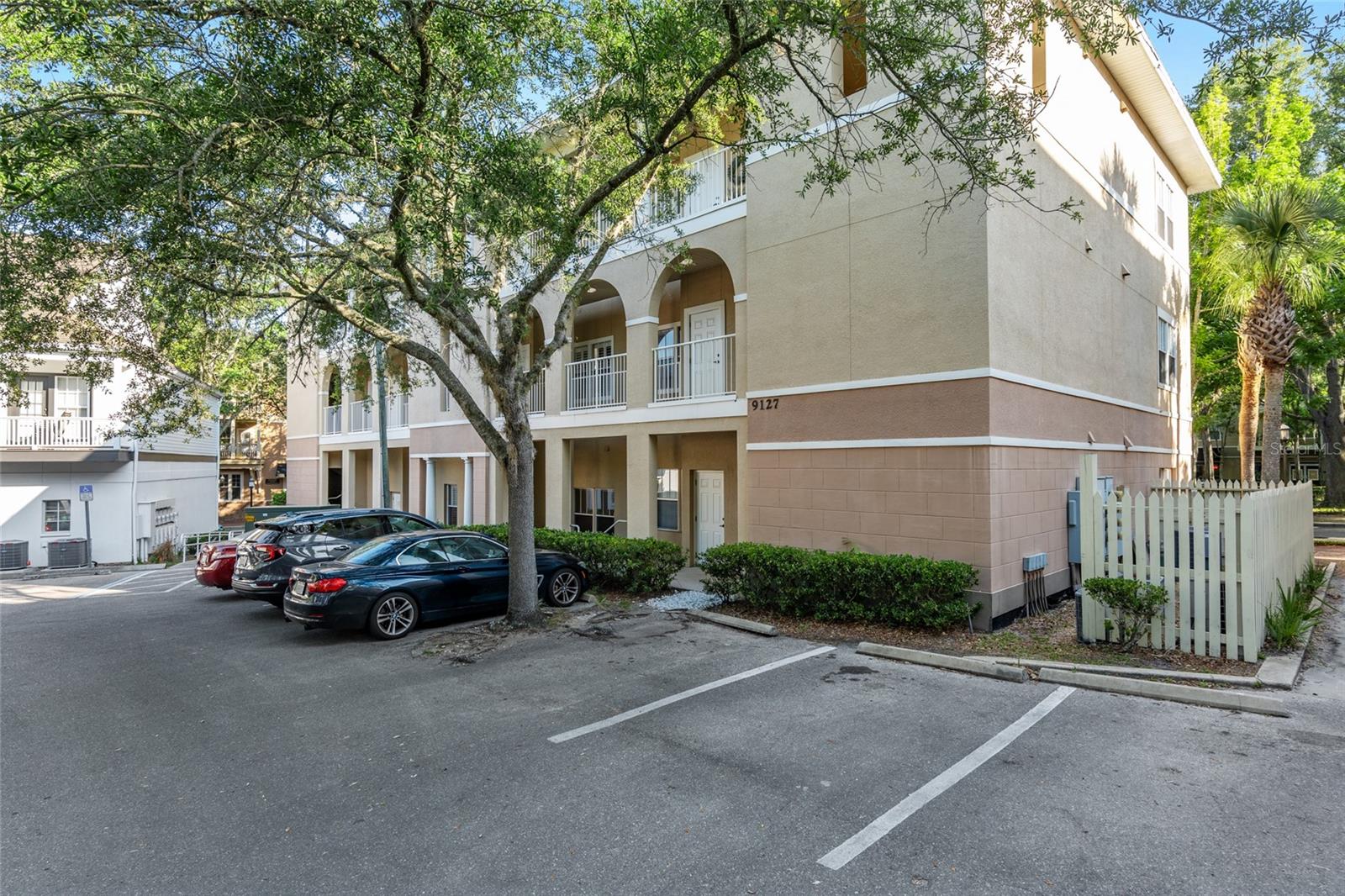 9127 SW 52ND AVE #D201, GAINESVILLE, FL, 32608