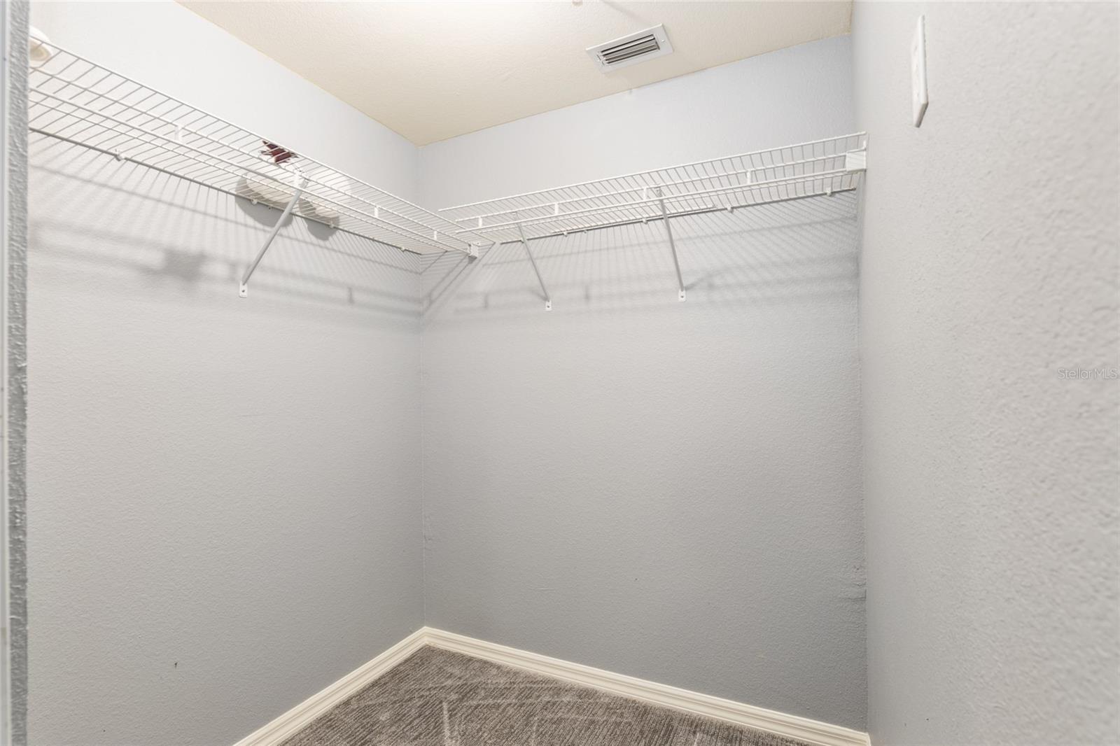 9127 SW 52ND AVE #D201, GAINESVILLE, FL, 32608