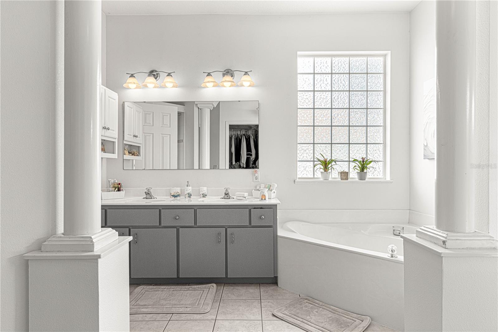 5917 NW 26TH LN, OCALA, FL, 34482