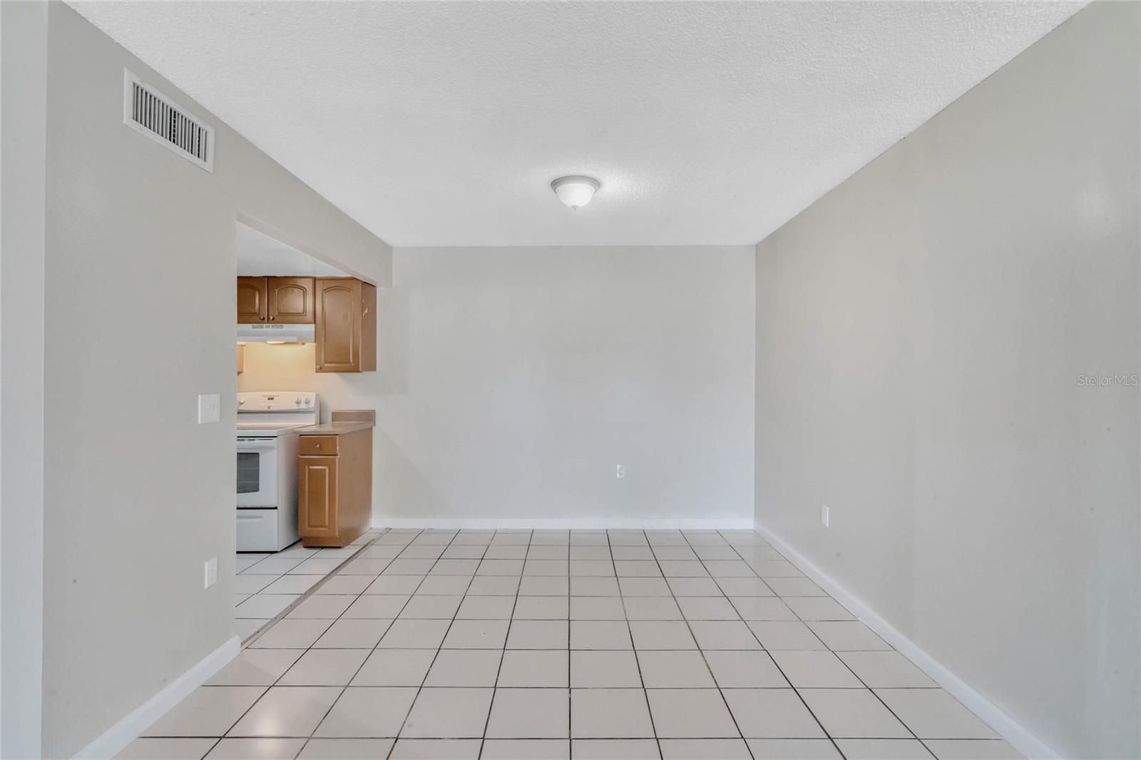 936 LAKE DESTINY RD #A, ALTAMONTE SPRINGS, FL, 32714